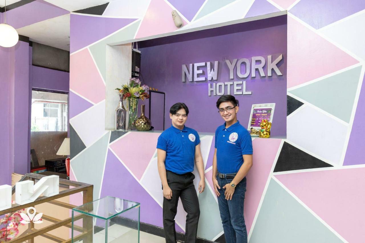 New York Hotel Miami Quezon City Eksteriør billede