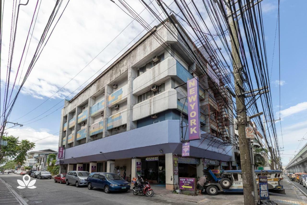 New York Hotel Miami Quezon City Eksteriør billede