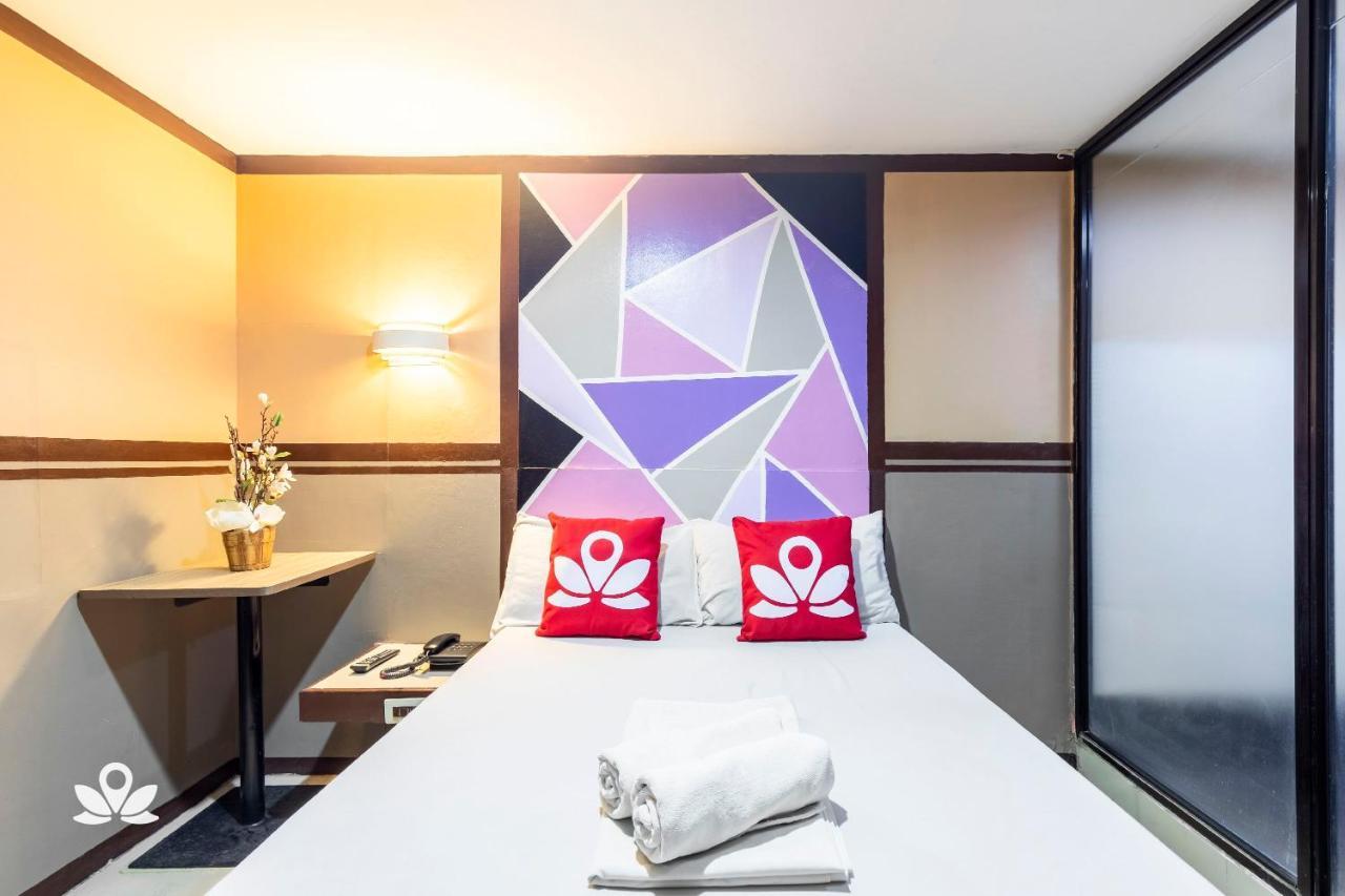 New York Hotel Miami Quezon City Eksteriør billede